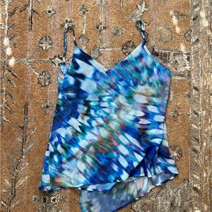 Asymmetrical open back flowy tank